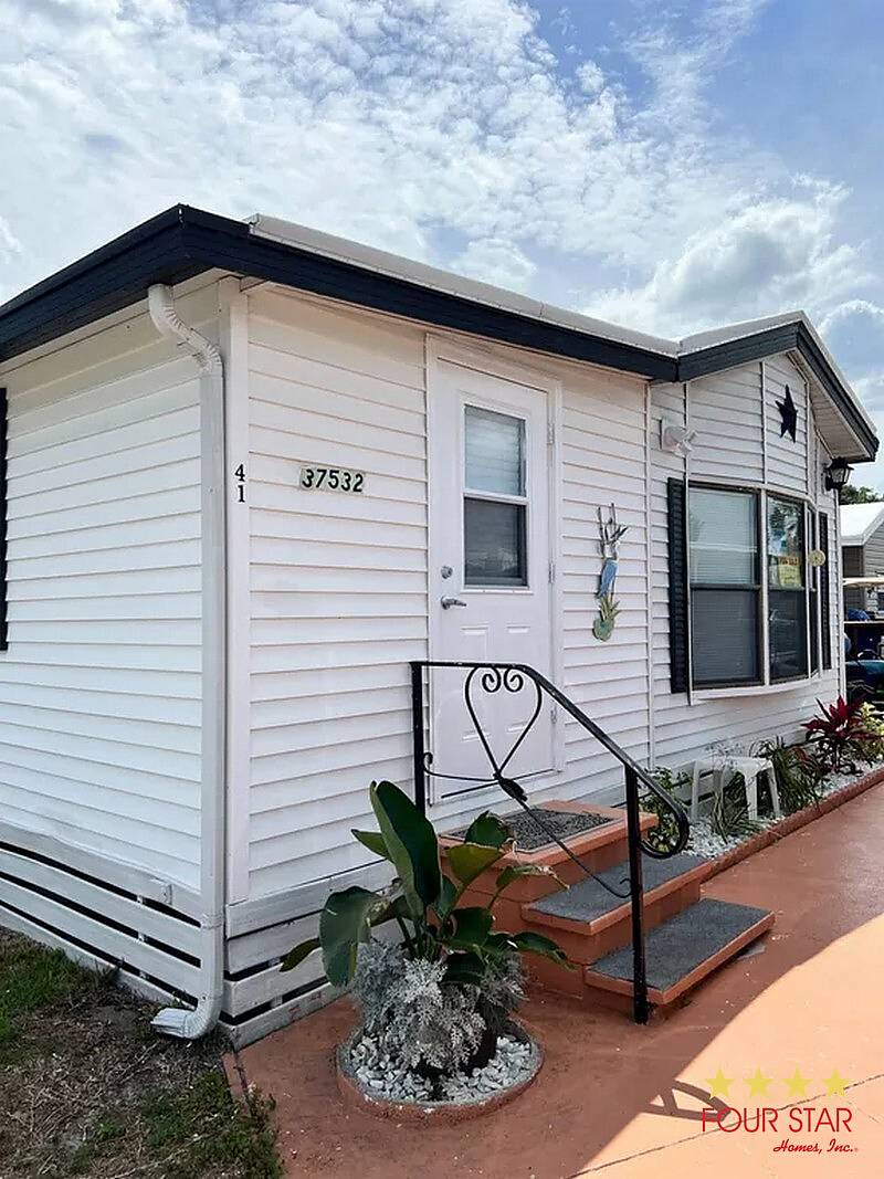 Zephyrhills, FL