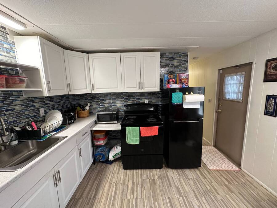 For Sale 107 Lamplighter Dr, Melbourne, FL 32934 Single Wide