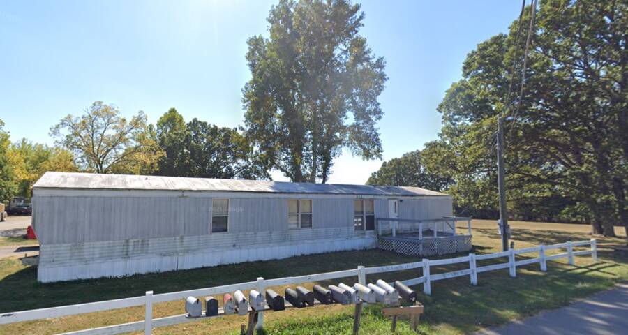 Tennison Mobile Home Park | 284 Heyer Road, Cuba, MO 65453 | MHBO.com
