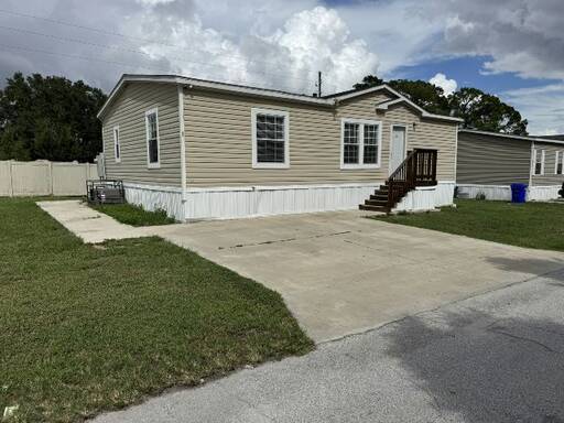 mobile home thumb