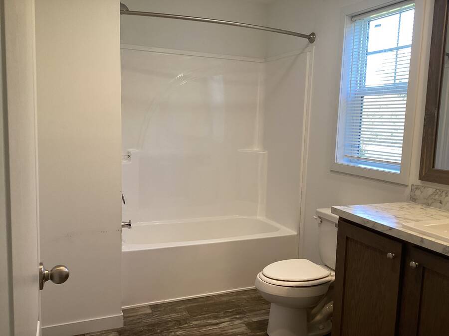 For Sale 12461 Bonnie Lane, Lot 090, Middlebury, IN 46540 Double