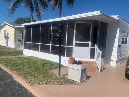 mobile home thumb