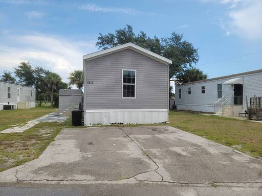mobile home thumb