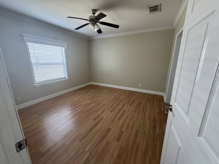 For Sale 13021 Dessau Rd, Lot 393, Austin, TX 78754 Double Wide