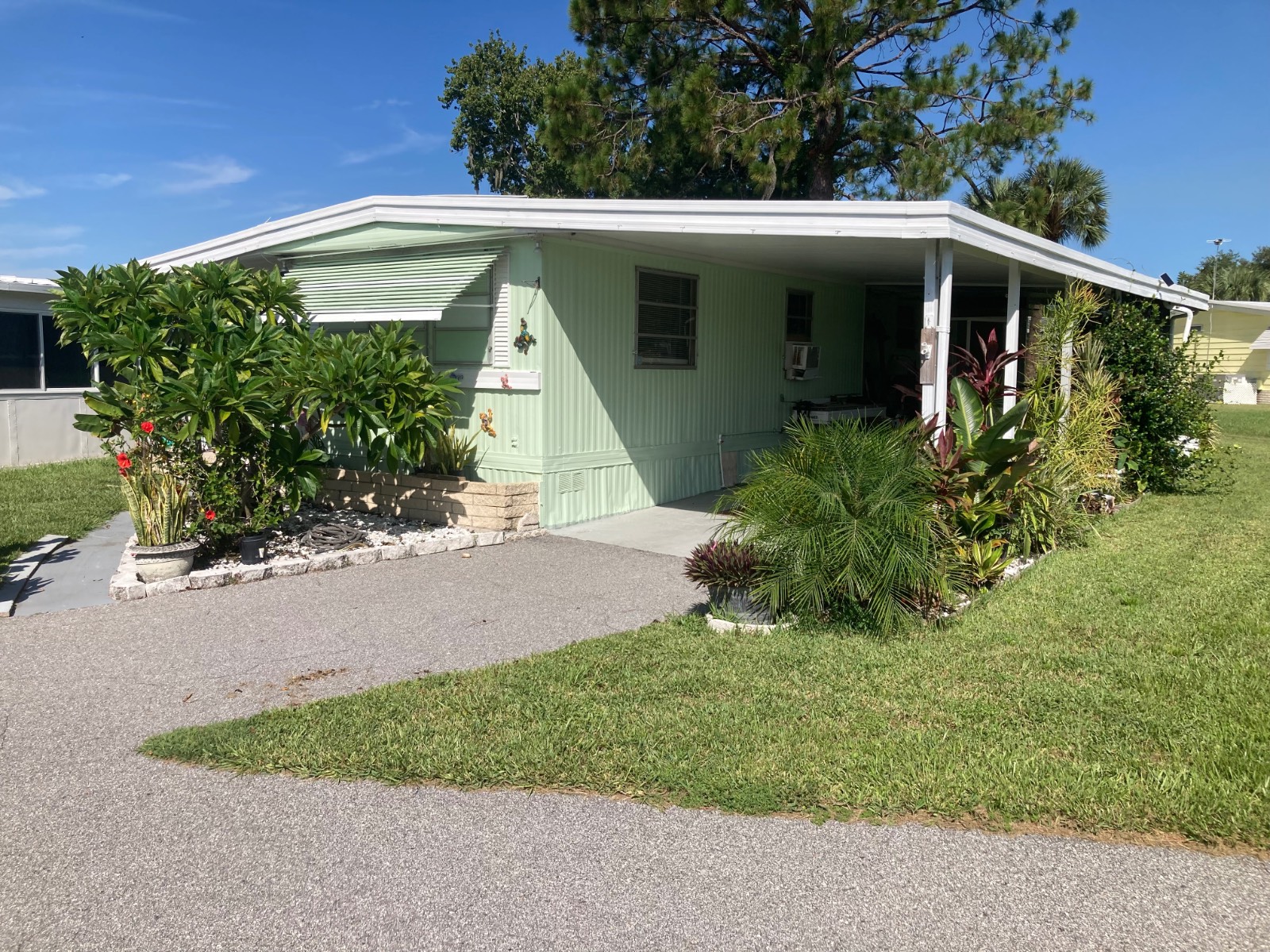 Leesburg, FL