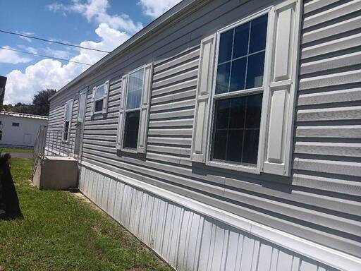 mobile home thumb