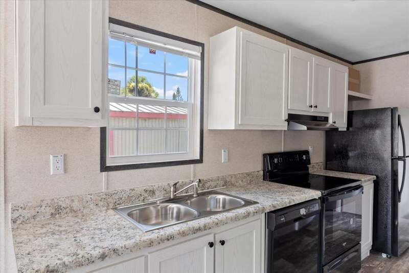 For Sale 17031 US301, Lot 142A, Dade City, FL 33523 Single Wide