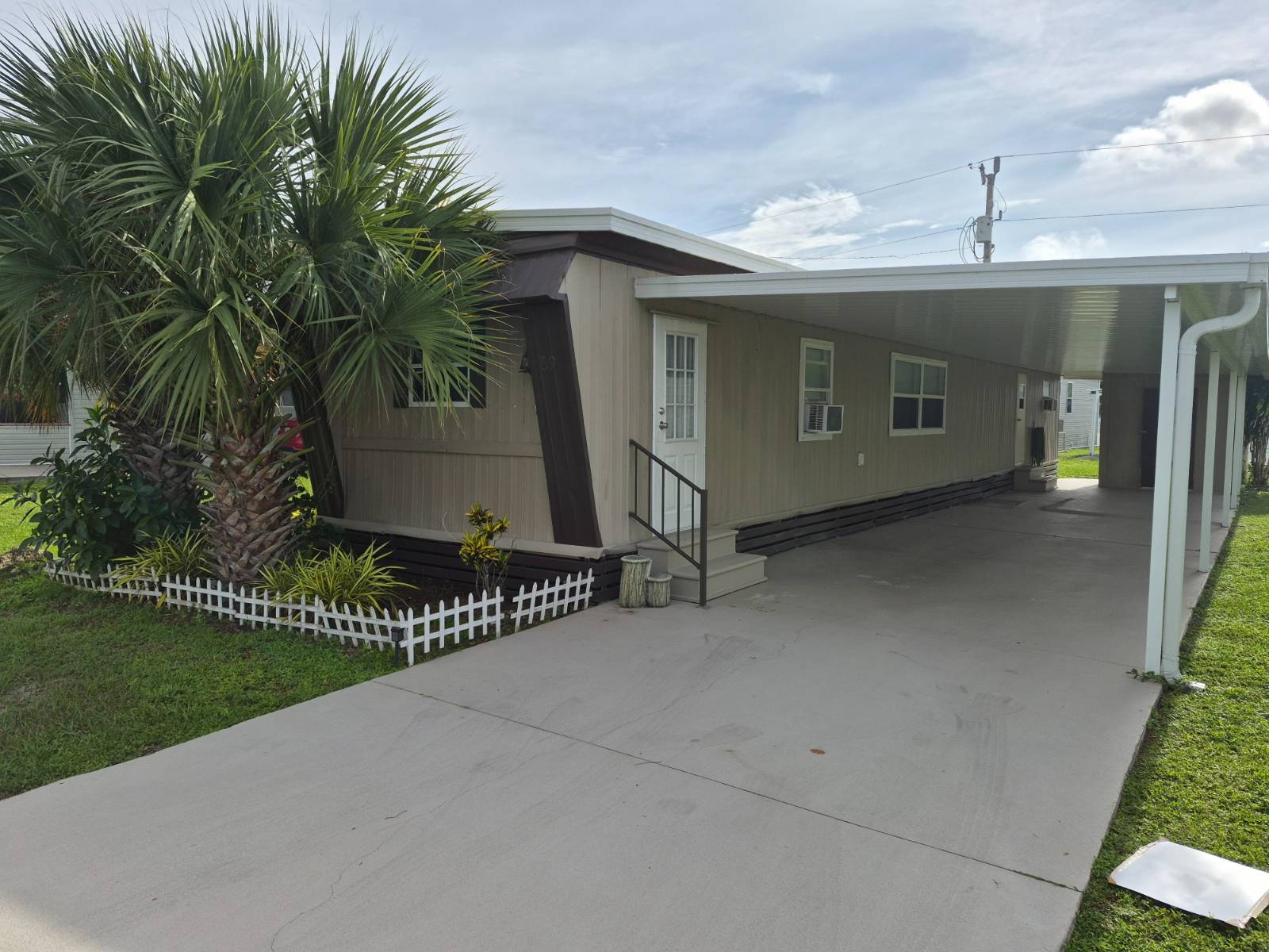 NORTH FORT MYERS, FL