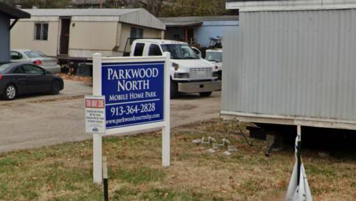 mobile home thumb