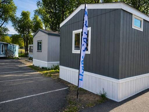 mobile home thumb