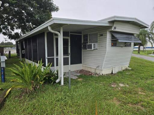 mobile home thumb