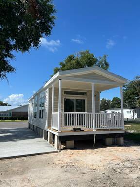 mobile home thumb