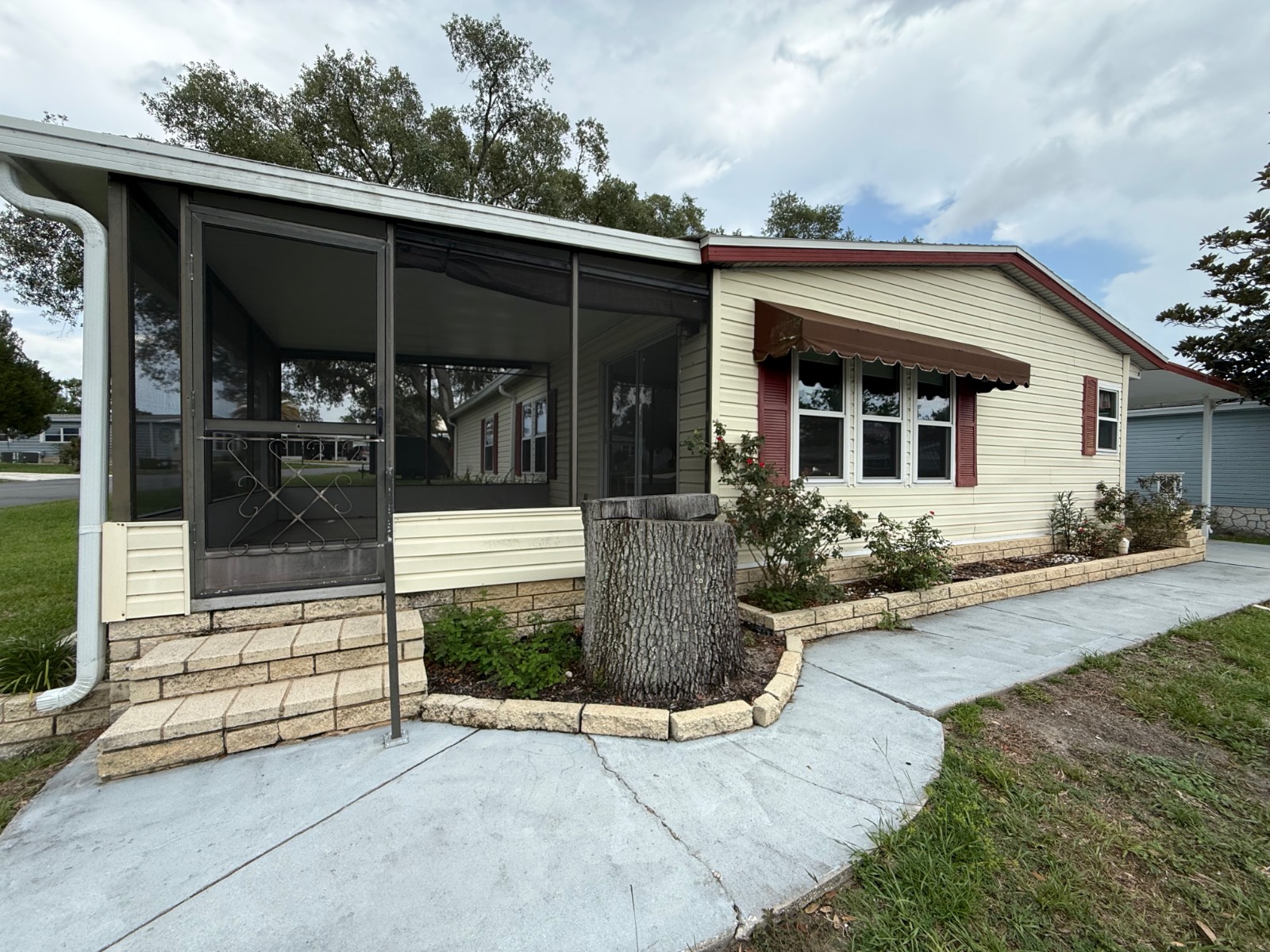 Leesburg, FL