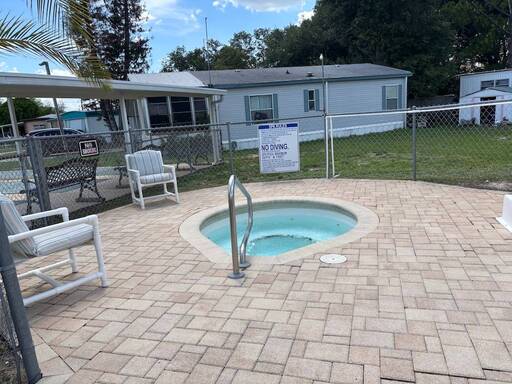 mobile home thumb