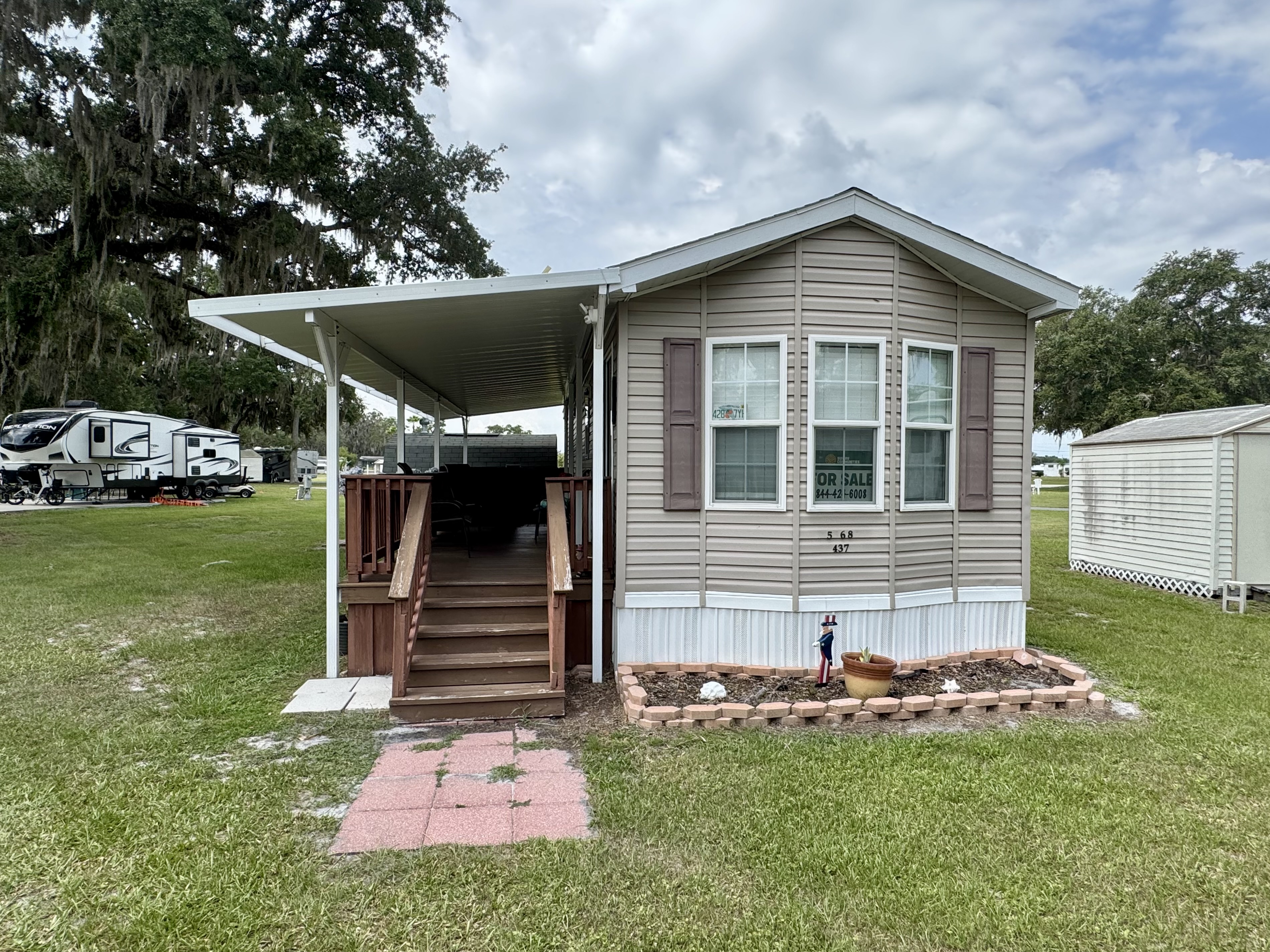 Bushnell, FL