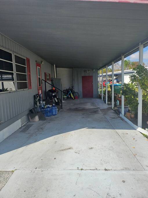 For Sale 10832 1St Way North, St petersburg, FL 33716 Double Wide