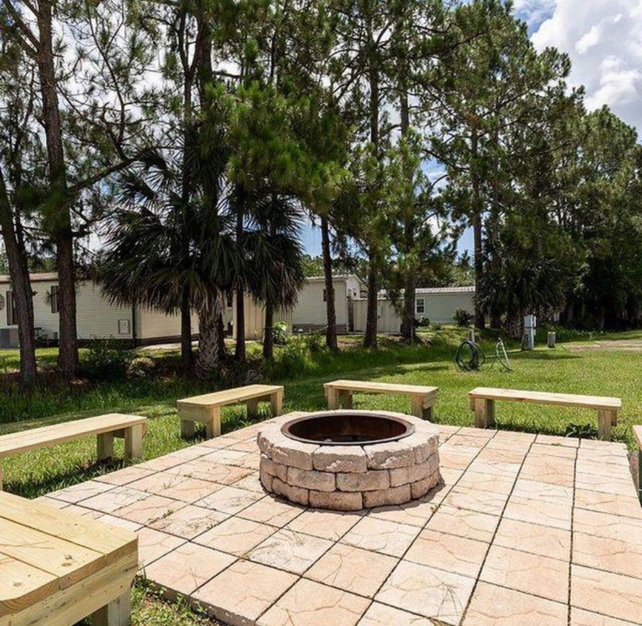 Eustis, FL
