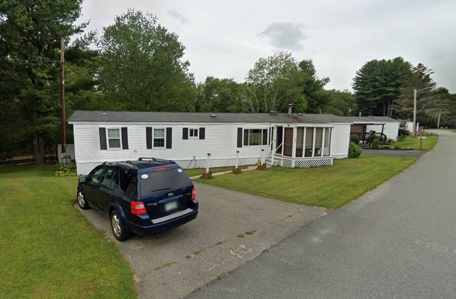 Willow Grove Community | 2 Willow Rd, Newton, NH 03858 | MHBO.com