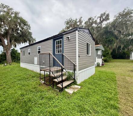 mobile home thumb