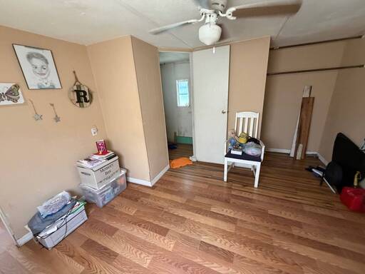 mobile home thumb