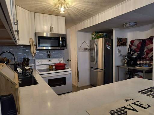 mobile home thumb