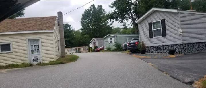 Willow Grove Community | 2 Willow Rd, Newton, NH 03858 | MHBO.com