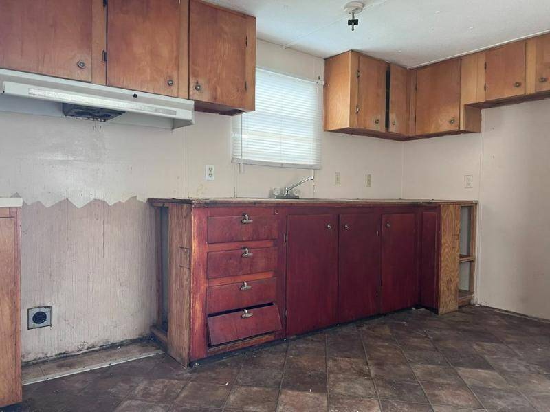 For Sale 74 Southwind St, London, KY 40744 Single Wide, 3 Bed, 1