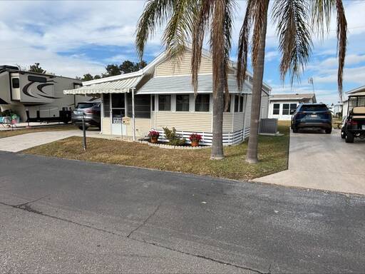 mobile home thumb