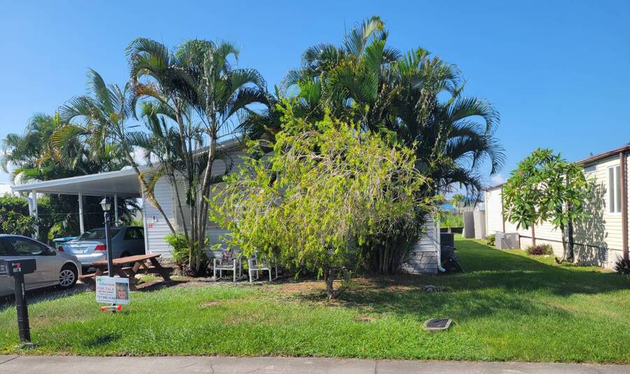 For Sale 2460 Parklane Dr, MELBOURNE, FL 32940 Double Wide