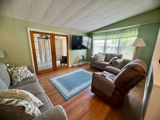mobile home thumb
