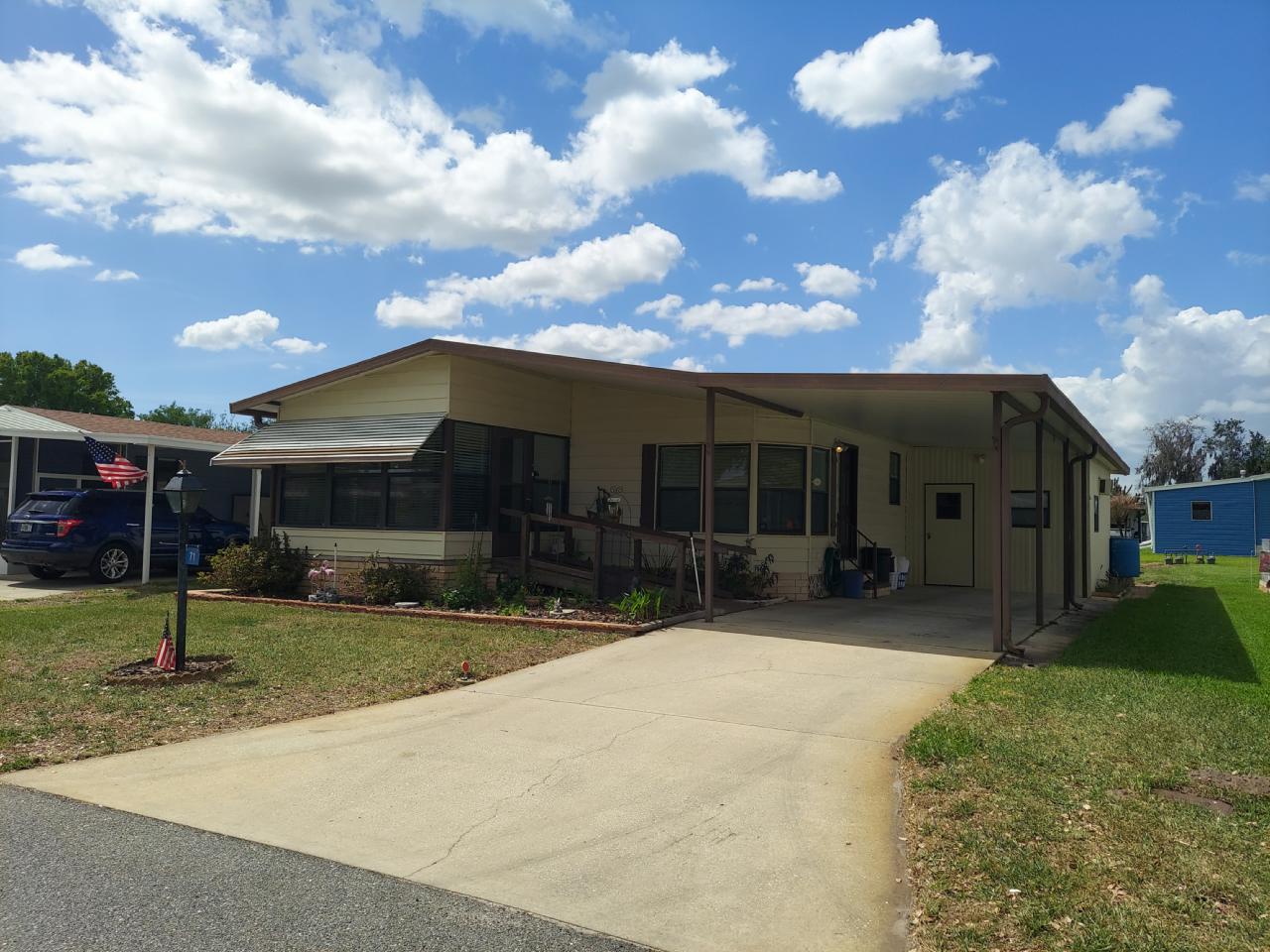 Leesburg, FL