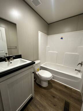 mobile home thumb