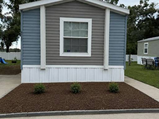 mobile home thumb