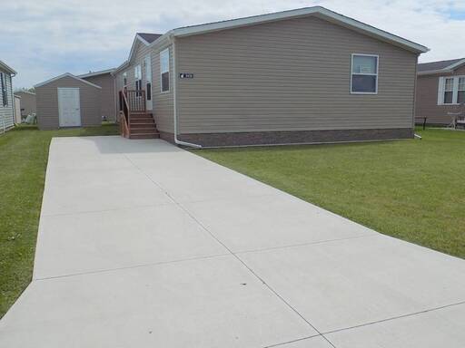 mobile home thumb