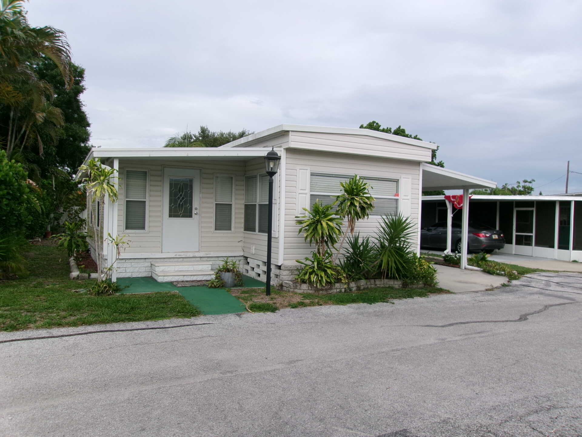 St Petersburg, FL