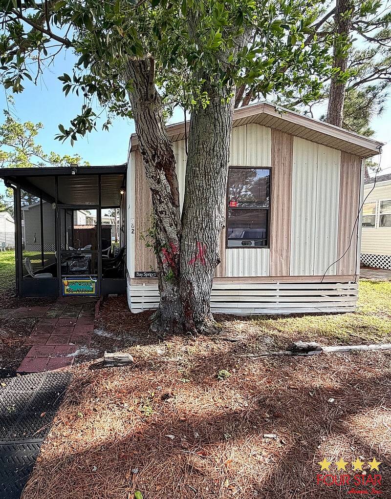 Titusville, FL