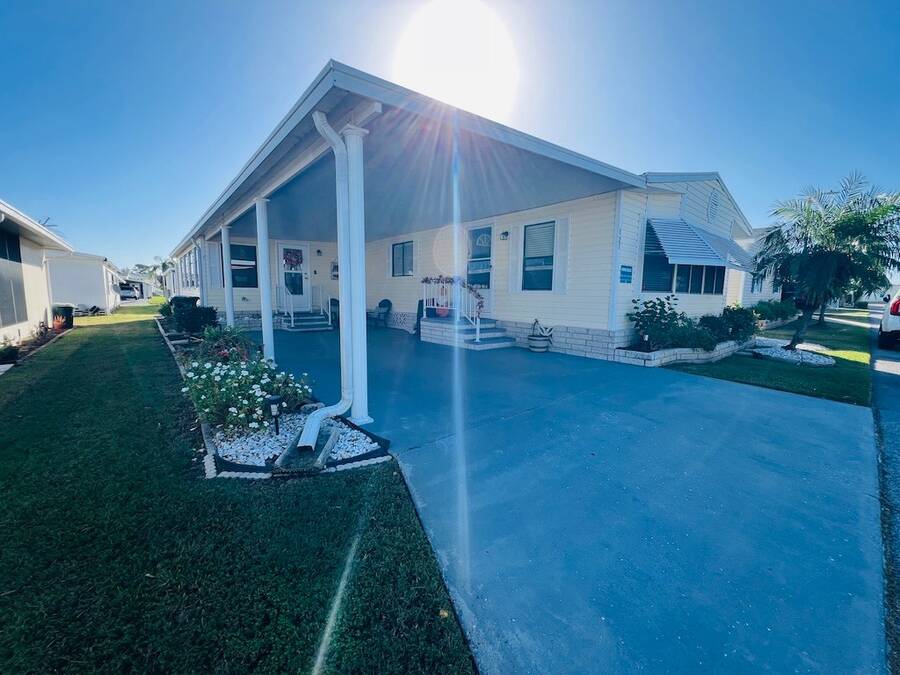 For Sale 127 Matthew St., Lakeland, FL 33803 Double Wide