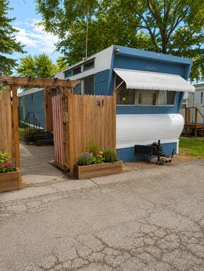 mobile home thumb