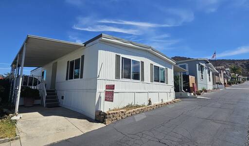 mobile home thumb