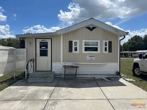 mobile home thumb