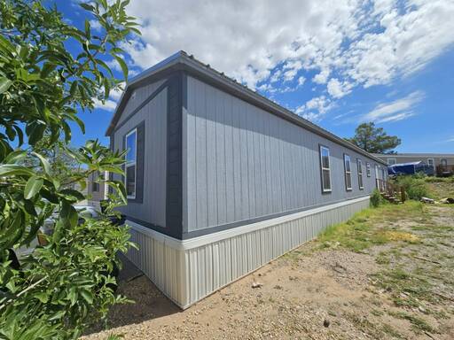 mobile home thumb