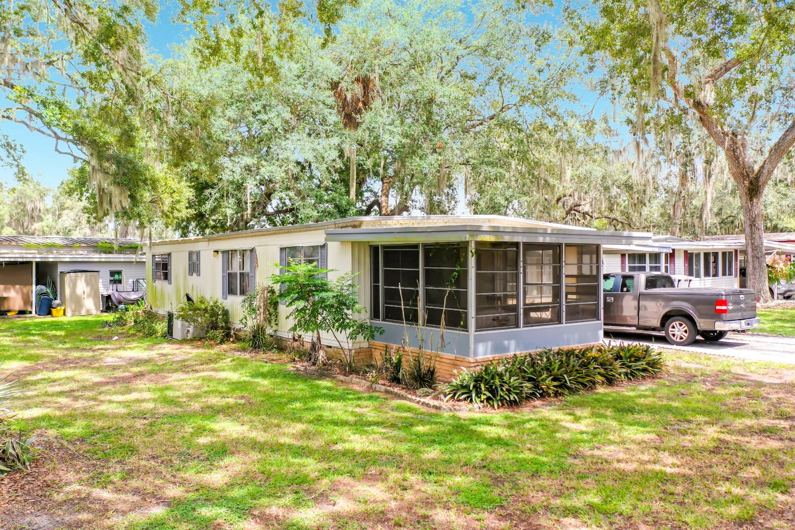 Leesburg, FL