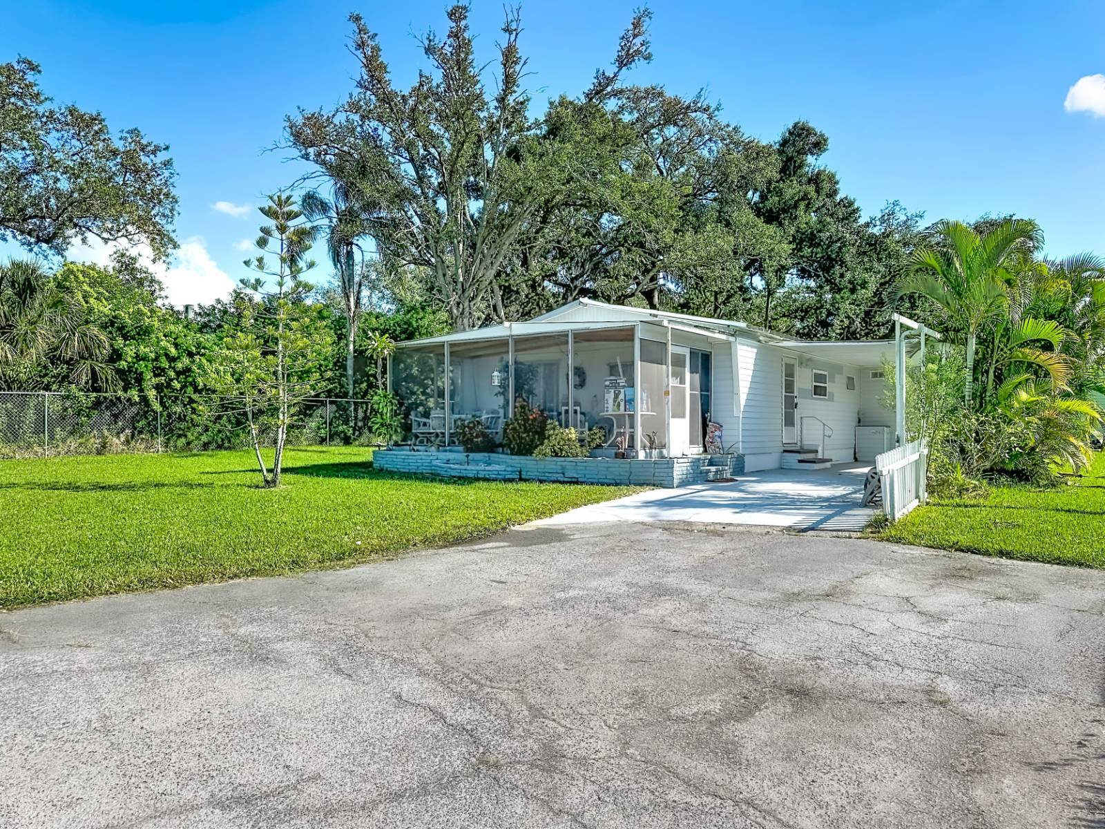 Sarasota, FL