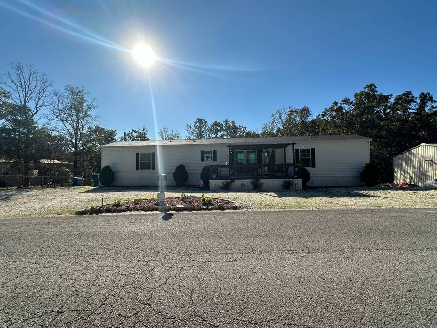 For Sale 1062 Cherry Island, Buchanan, TN 38222 Single Wide