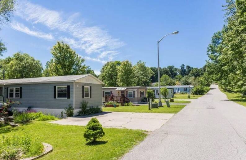 Windsor Heights Mobile Home Park | 93 Riley Road, New Windsor, NY 12553 ...