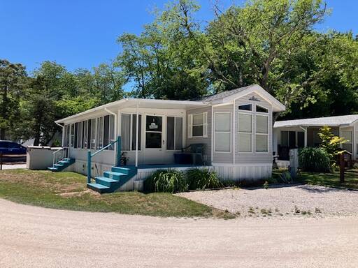 mobile home thumb