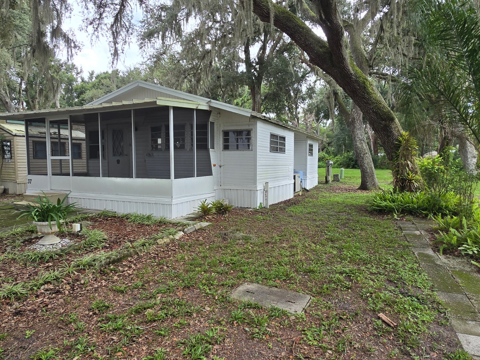 ZEPHYRHILLS, FL
