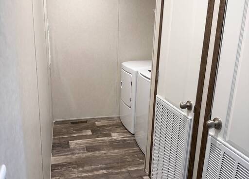 mobile home thumb