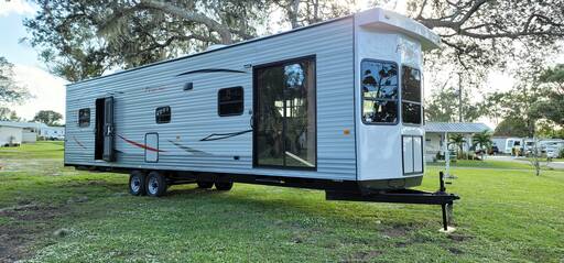 mobile home thumb