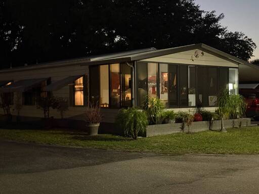 mobile home thumb